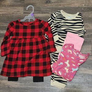 4 Piece Lot Little Girls 12 Months Clothing
